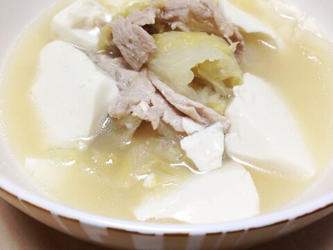 超簡単!!白菜と豚肉と豆腐の満腹スープ